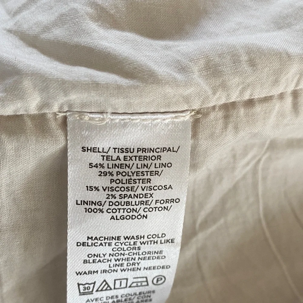 Sleeveless Beige Button-Down Dress - Picture 2 of 3